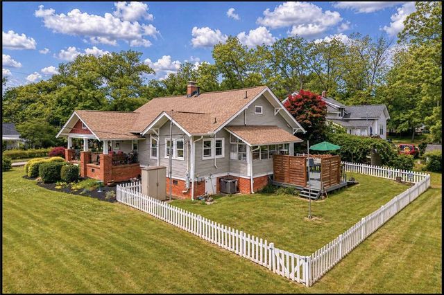 635 NE Main Street, Easley, SC 29640