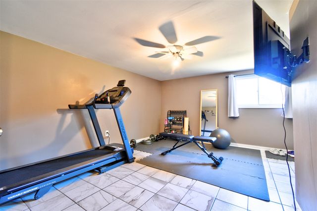 323 S Truhn Road, Fowlerville, MI 48836