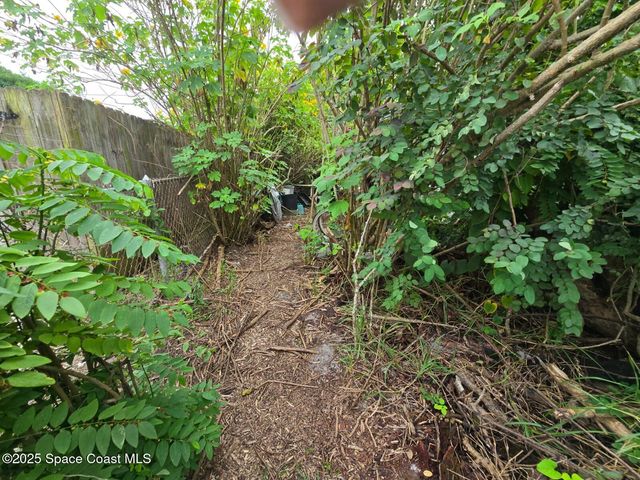 3050 Bailey Terrace NE, Palm Bay, FL 32905