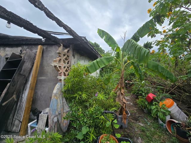 3050 Bailey Terrace NE, Palm Bay, FL 32905