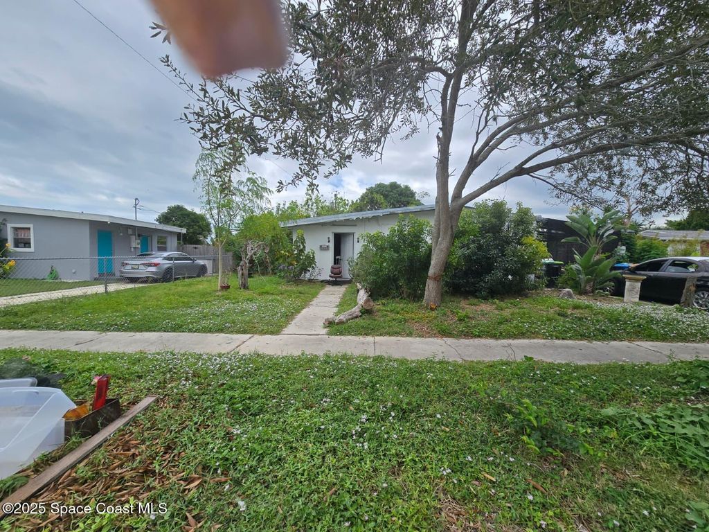 3050 Bailey Terrace NE, Palm Bay, FL 32905