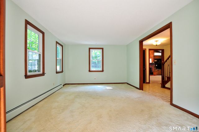 11 Roundhill Road, Granby, CT 06035