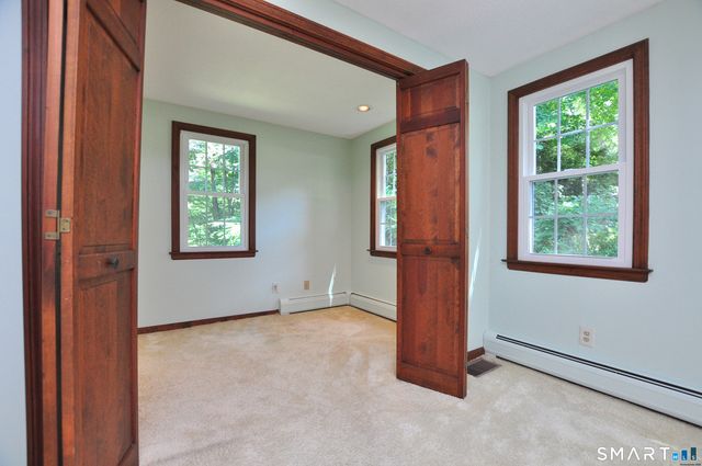 11 Roundhill Road, Granby, CT 06035