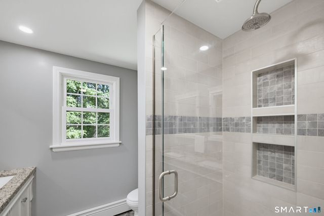 11 Roundhill Road, Granby, CT 06035
