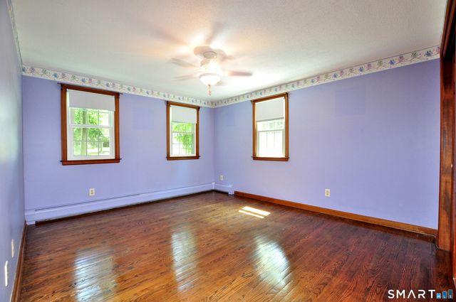 11 Roundhill Road, Granby, CT 06035