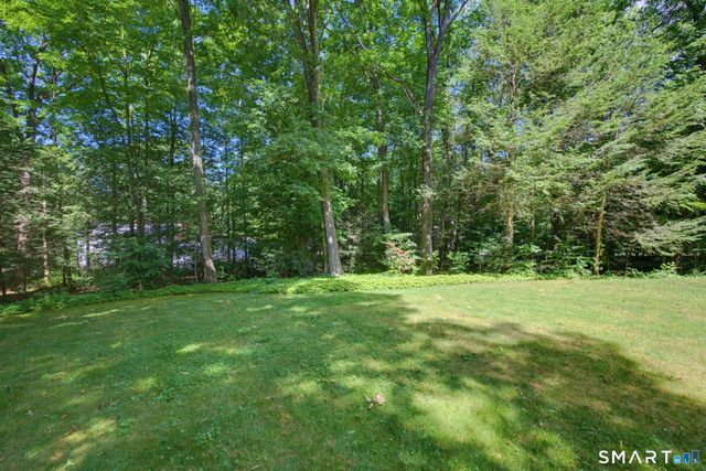 11 Roundhill Road, Granby, CT 06035