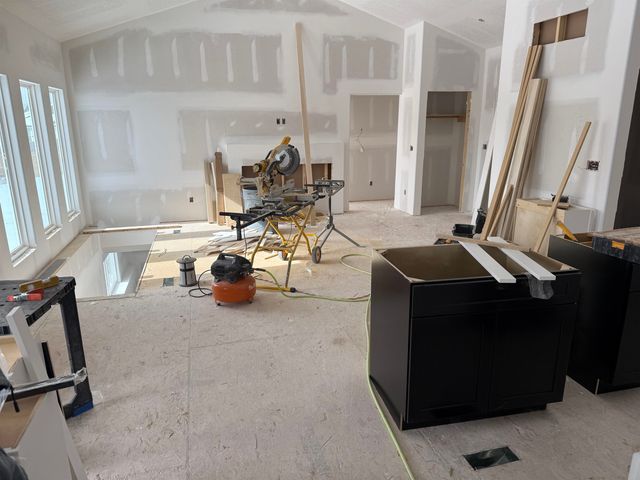 137 E Poplar Cir, Goddard, KS 67052