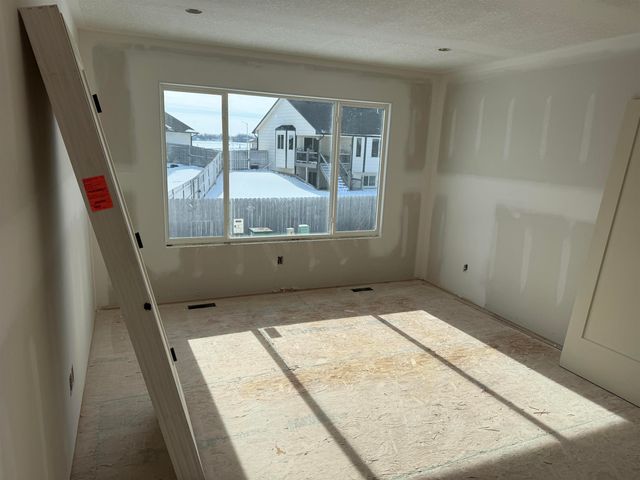 137 E Poplar Cir, Goddard, KS 67052