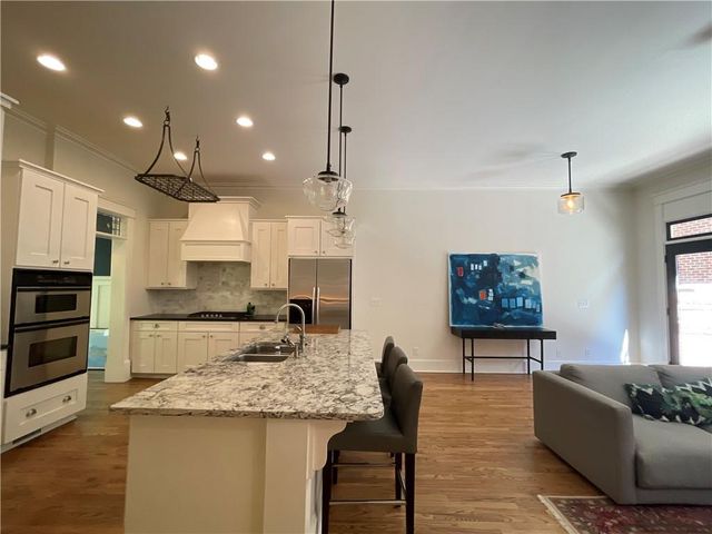1867 Gordon Manor NE, Atlanta, GA 30307