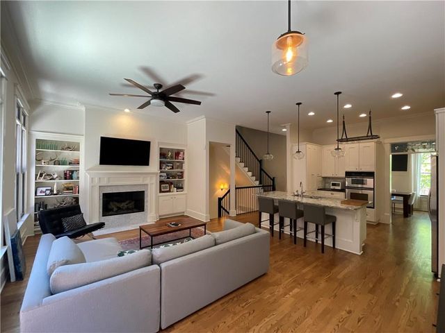 1867 Gordon Manor NE, Atlanta, GA 30307