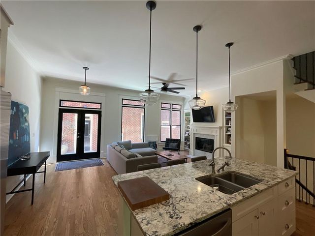 1867 Gordon Manor NE, Atlanta, GA 30307