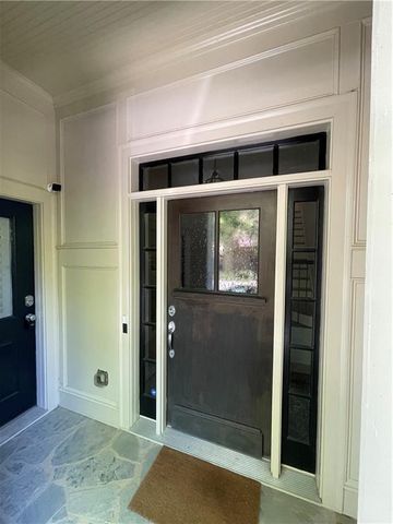 1867 Gordon Manor NE, Atlanta, GA 30307