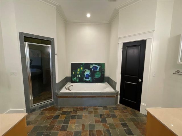 1867 Gordon Manor NE, Atlanta, GA 30307