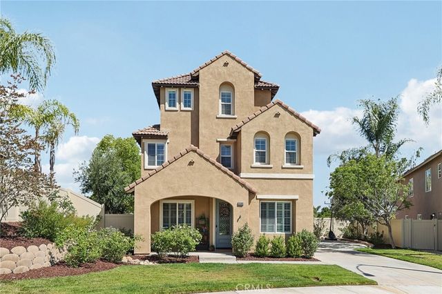 33380 Scarborough Ln, Temecula, CA 92592