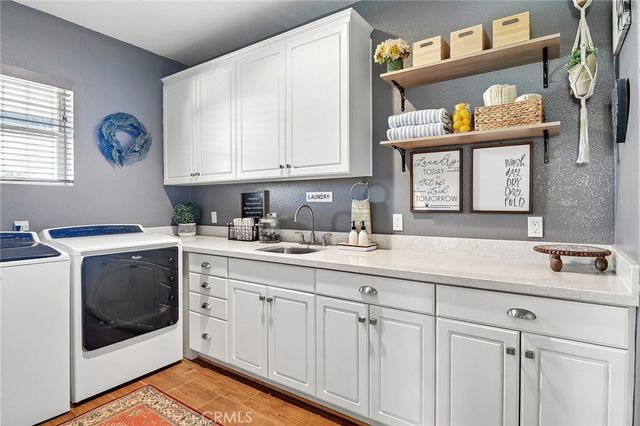 33380 Scarborough Ln, Temecula, CA 92592