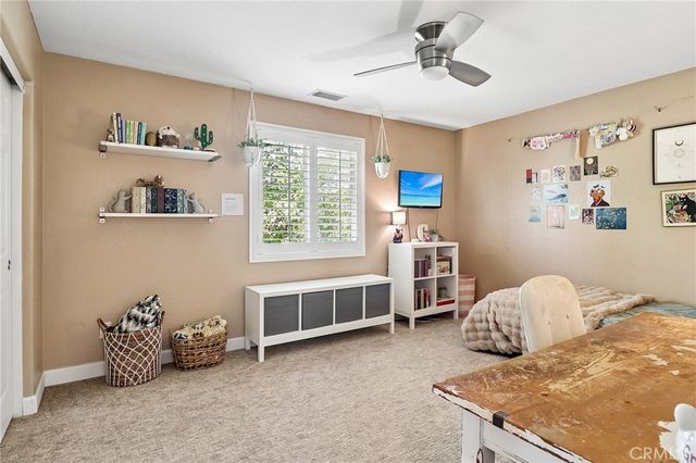 33380 Scarborough Ln, Temecula, CA 92592