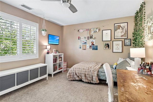 33380 Scarborough Ln, Temecula, CA 92592