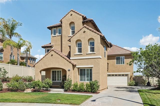 33380 Scarborough Ln, Temecula, CA 92592