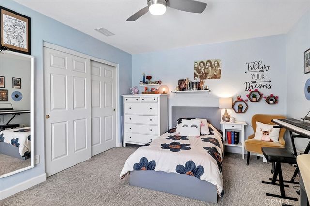 33380 Scarborough Ln, Temecula, CA 92592