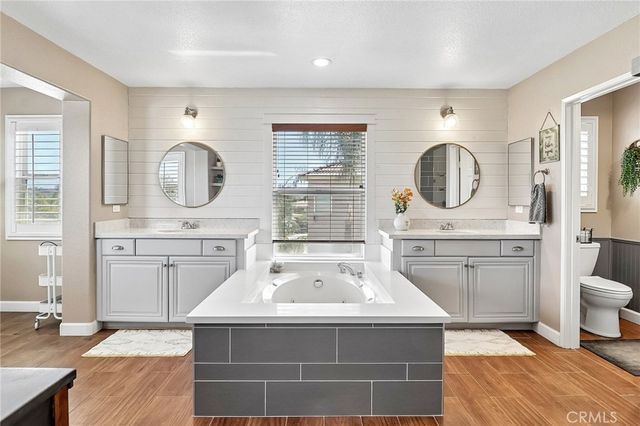 33380 Scarborough Ln, Temecula, CA 92592