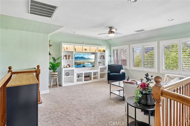33380 Scarborough Ln, Temecula, CA 92592
