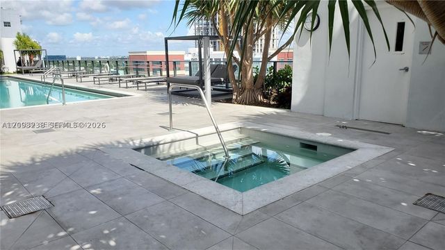 1600 NE 1st Ave 1002, Miami, FL 33132