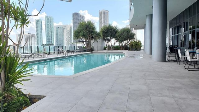 1600 NE 1st Ave 1002, Miami, FL 33132