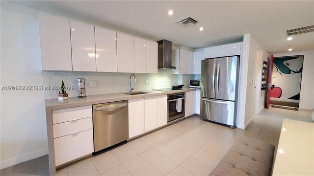 1600 NE 1st Ave 1002, Miami, FL 33132