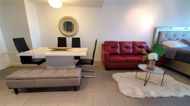 1600 NE 1st Ave 1002, Miami, FL 33132