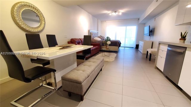 1600 NE 1st Ave 1002, Miami, FL 33132