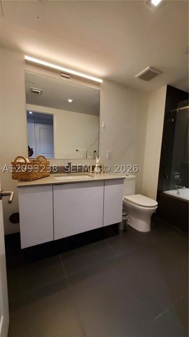 1600 NE 1st Ave 1002, Miami, FL 33132