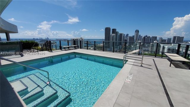 1600 NE 1st Ave 1002, Miami, FL 33132
