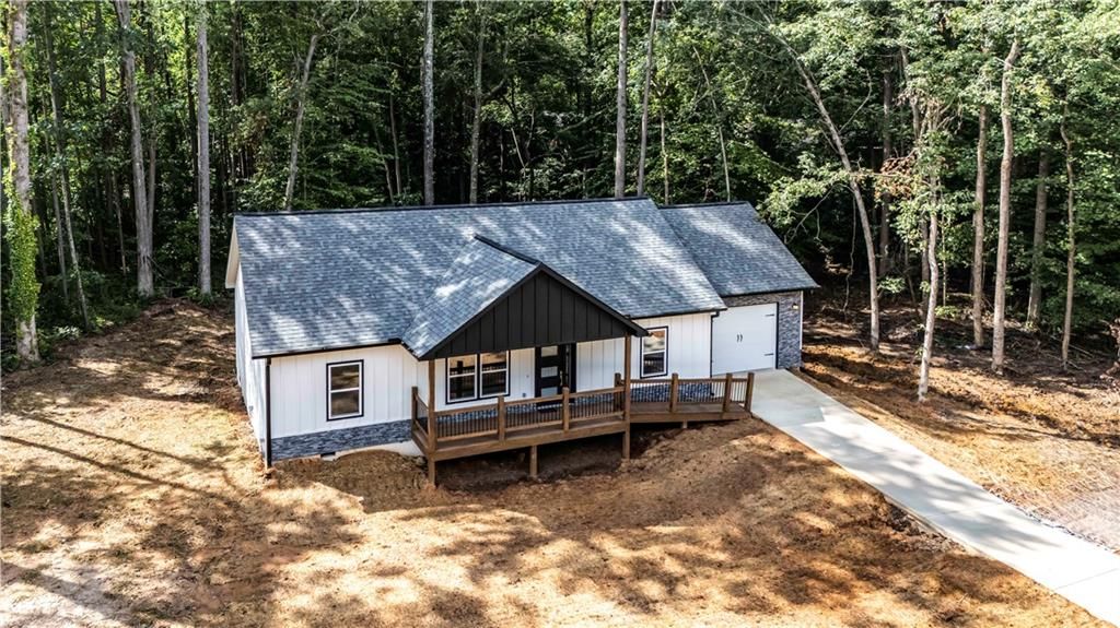 22 Summer Court, Carrollton, GA 30116