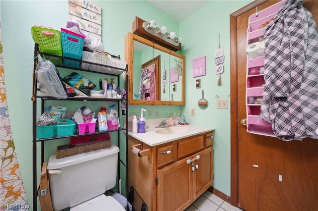 5582 S Ridge Road, Madison, OH 44057