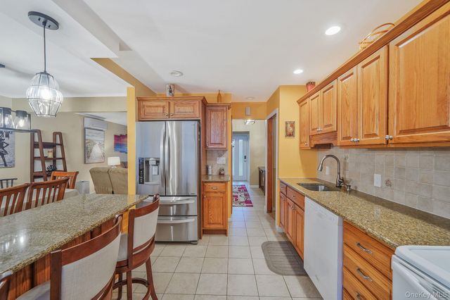2626 Burro Lane, East Meadow, NY 11554