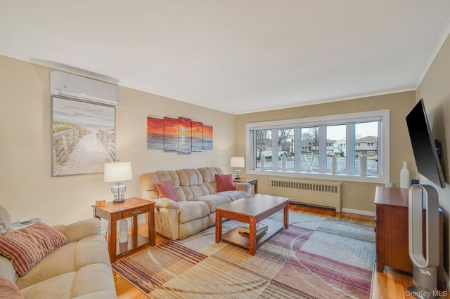 2626 Burro Lane, East Meadow, NY 11554