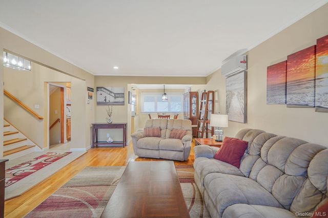 2626 Burro Lane, East Meadow, NY 11554