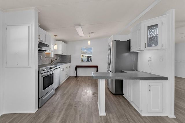 1000 KINGS HIGHWAY 18, Port Charlotte, FL 33980