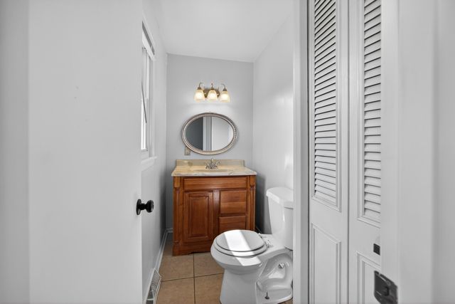 596 Bishop Drive, Lexington, KY 40505