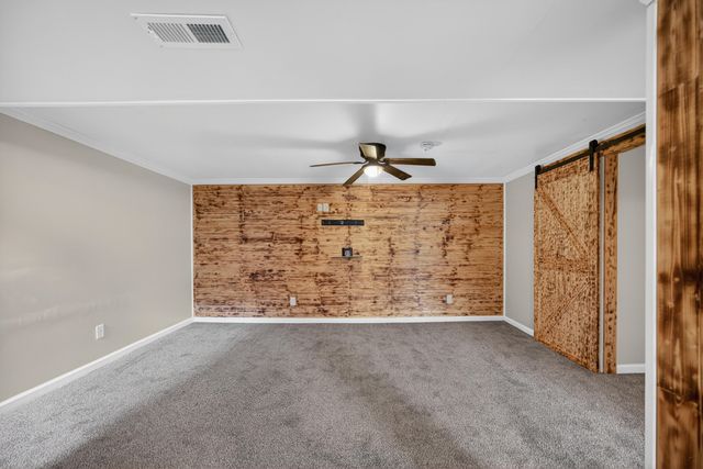 596 Bishop Drive, Lexington, KY 40505