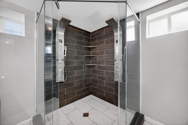 596 Bishop Drive, Lexington, KY 40505