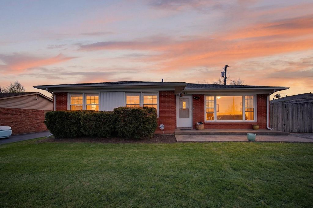 596 Bishop Drive, Lexington, KY 40505