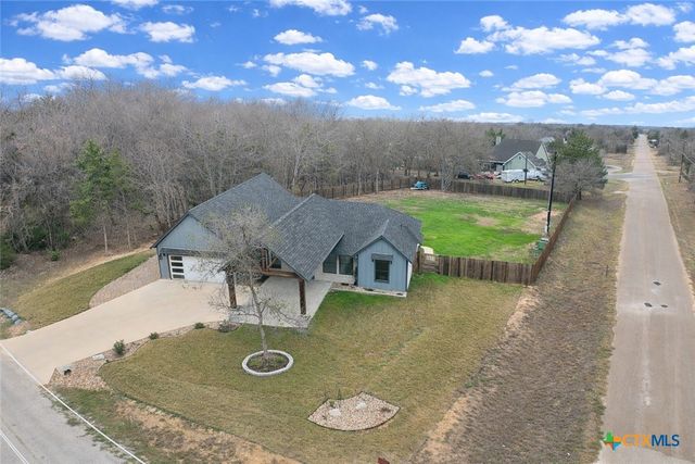 105 Laumaia Lane, Bastrop, TX 78602
