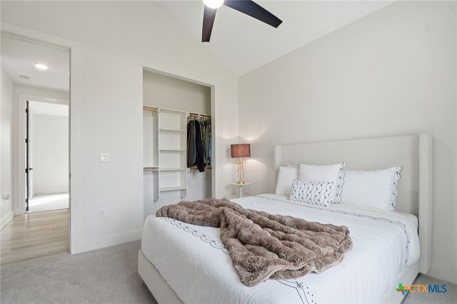 105 Laumaia Lane, Bastrop, TX 78602