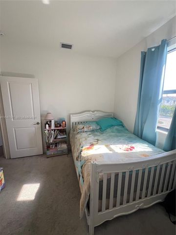 20368 NW 4th Path, Miami Gardens, FL 33169
