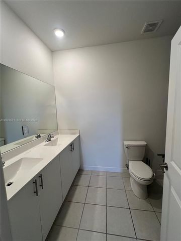 20368 NW 4th Path, Miami Gardens, FL 33169