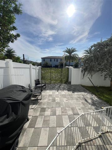 20368 NW 4th Path, Miami Gardens, FL 33169