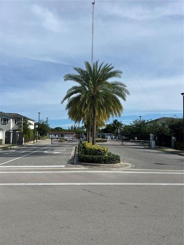 20368 NW 4th Path, Miami Gardens, FL 33169