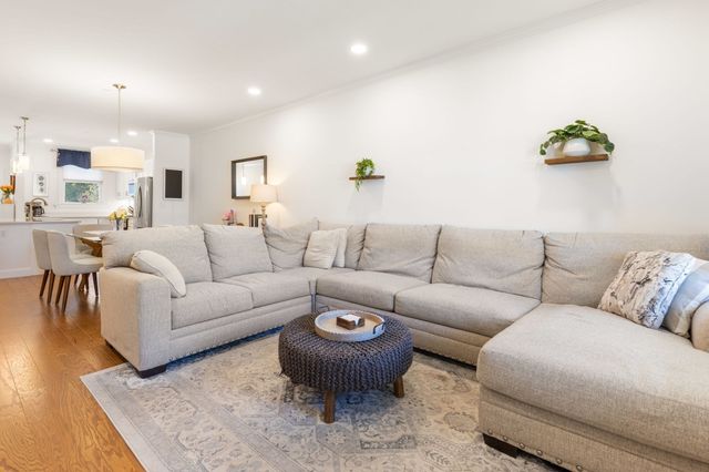 7 E Dexter Ave 38, Woburn, MA 01801