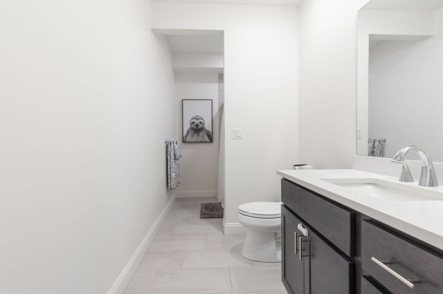 7 E Dexter Ave 38, Woburn, MA 01801